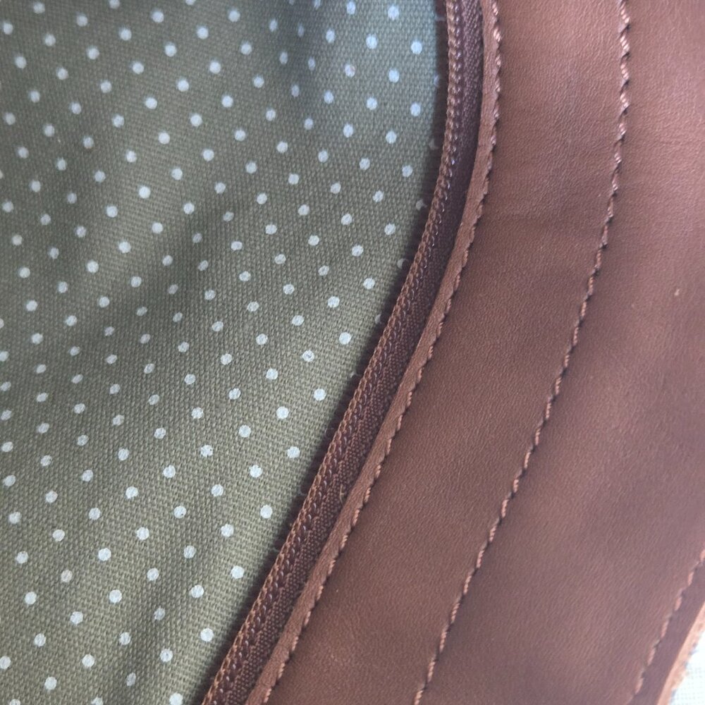 Duluth Trading Co. Black Leather & Brown Trim Zipper Lined Tote w Accessory Bag - Picture 12 of 14